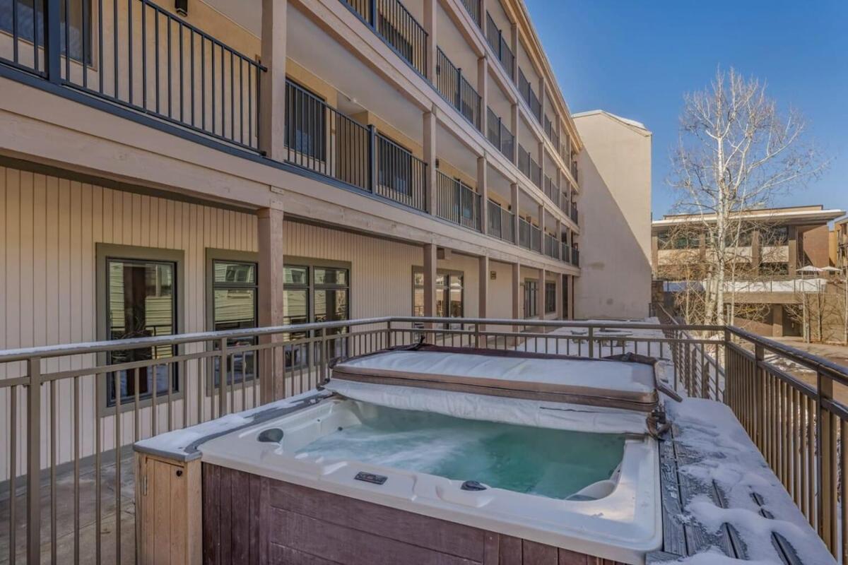 New Listing 2Br 2Ba Condo - Mountain Views Aspen Exterior photo