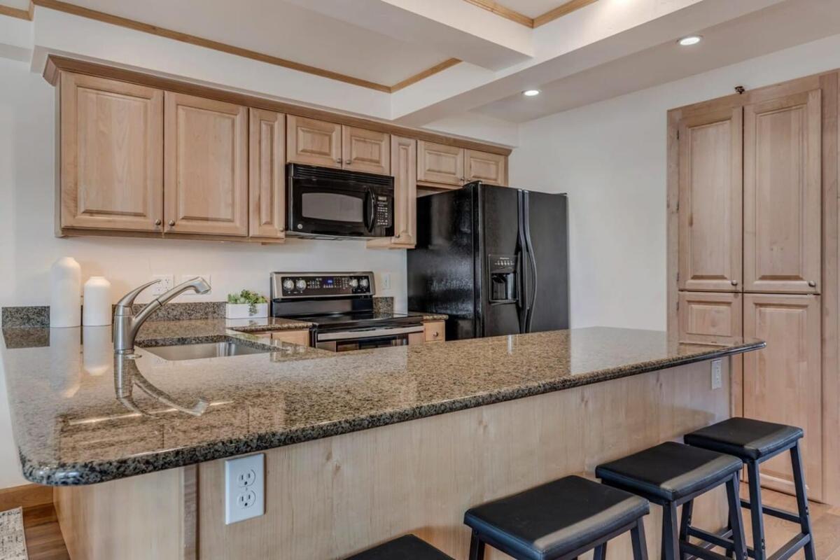 New Listing 2Br 2Ba Condo - Mountain Views Aspen Exterior photo