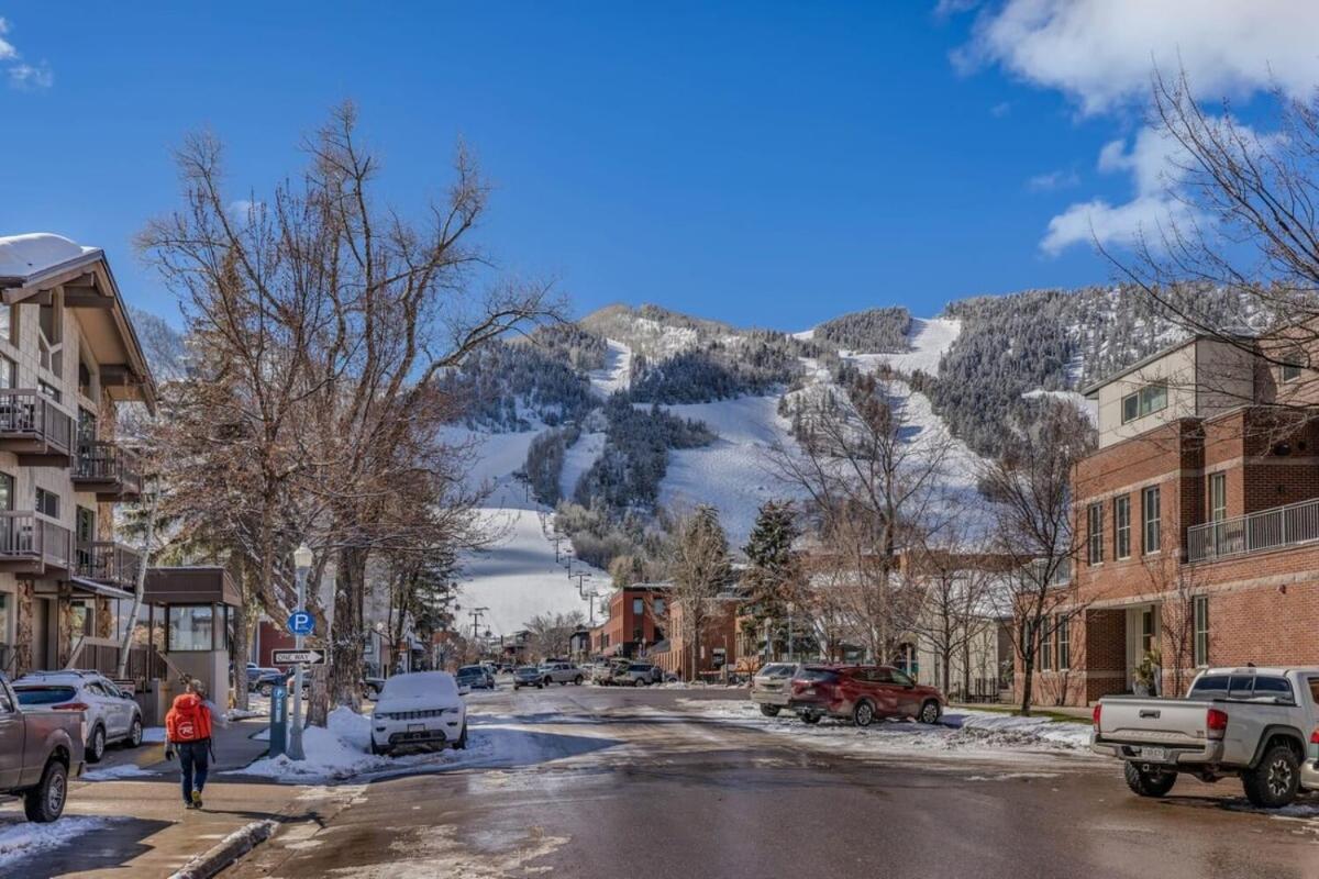 New Listing 2Br 2Ba Condo - Mountain Views Aspen Exterior photo
