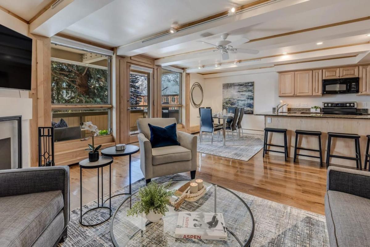 New Listing 2Br 2Ba Condo - Mountain Views Aspen Exterior photo